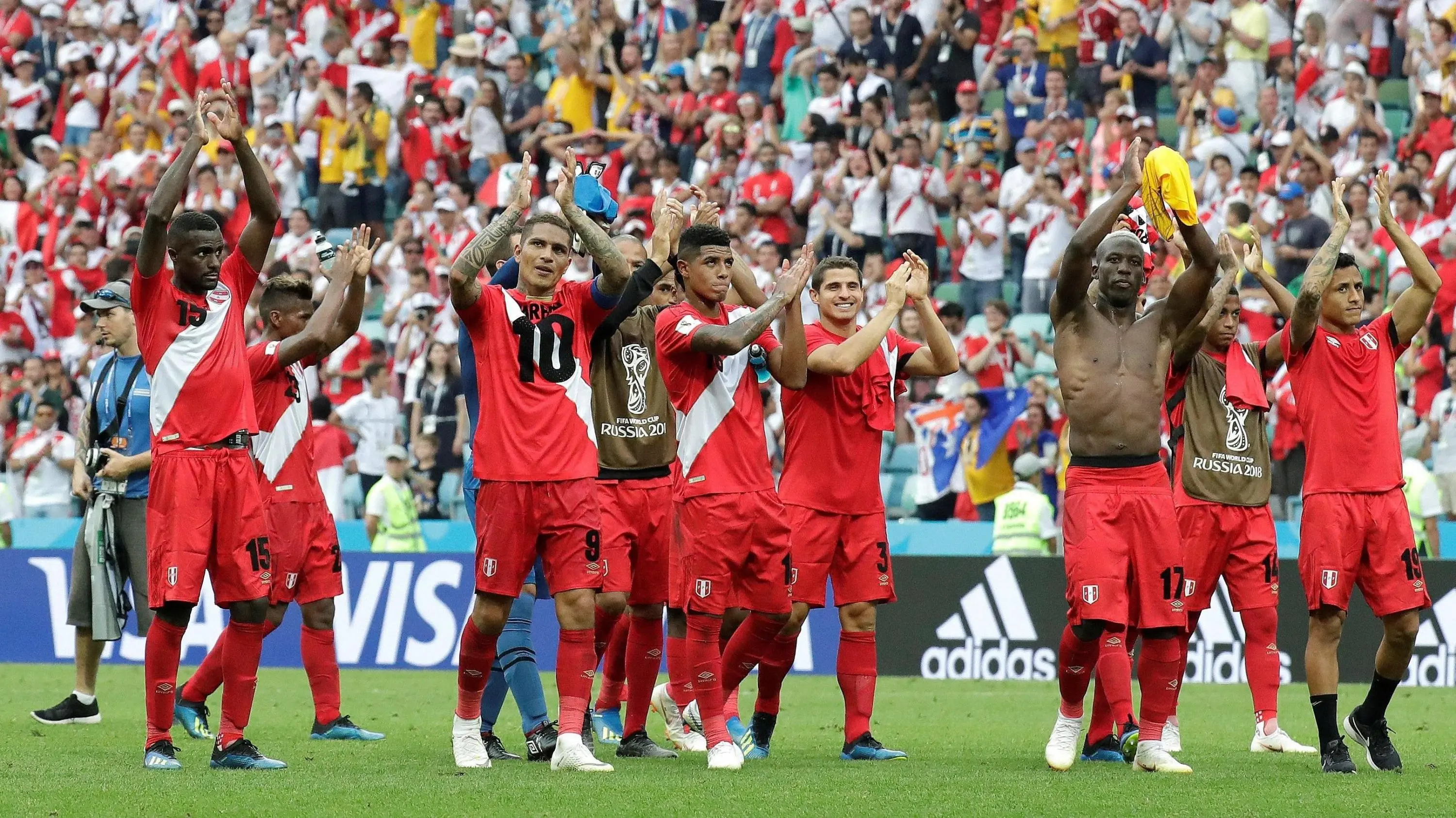 Australia vs Perú